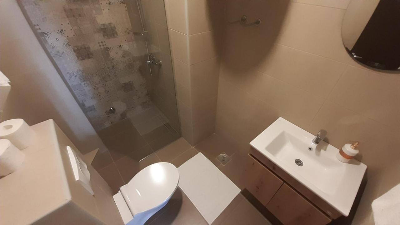 Guest House Mia Bečići エクステリア 写真